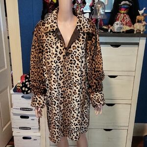 Chic Reversible Animal Print Coat